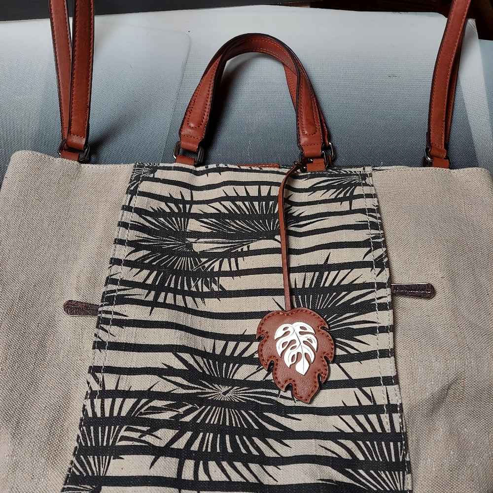 NWOT TOMMY BAHAMA Reef Convertible Double Handles Tote Coastal Granny Cruise Bag